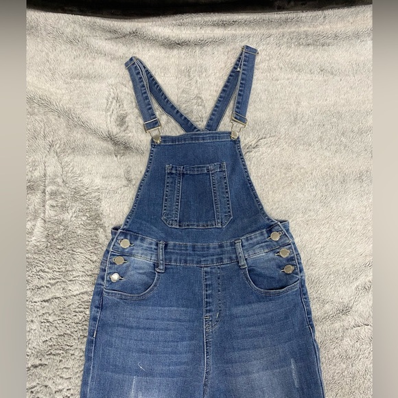 Buy 2 Get 1 - Denim overall - Picture 2 of 8